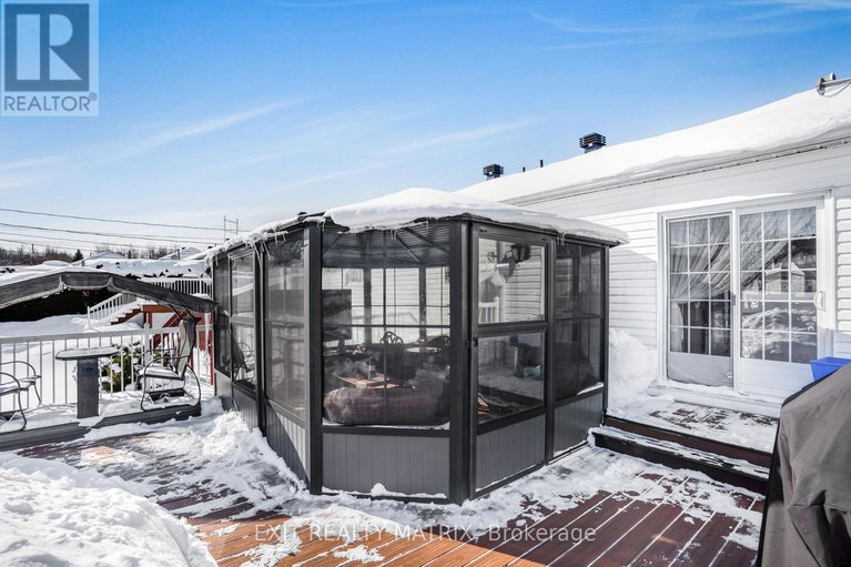 29320143/443-christine-street/hawkesbury/hawkesbury/ontario/K6A3P7_4