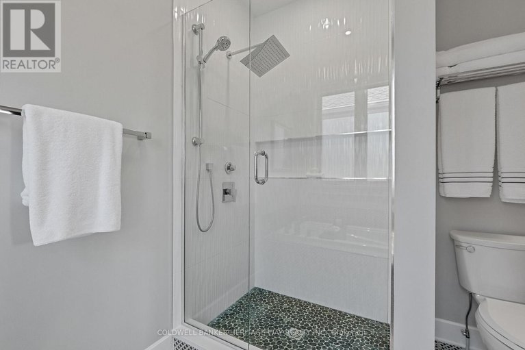 29456142/133-johanna-street/almonte/mississippi-mills/ontario/K0A1A0_32