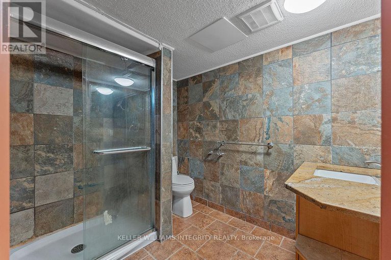 28206742/62-chippewa-avenue/meadowlandsst-claire-gardens/ottawa/ontario/K2G1Y2_42