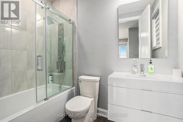 28794756/17-rideau-heights-drive/rideau-heightsrideau-river/ottawa/ontario/K2E7A7_22