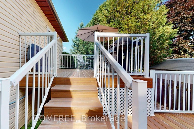 28675414/204-grace-avenue/village-of-russell/russell/ontario/K4R1B4_26