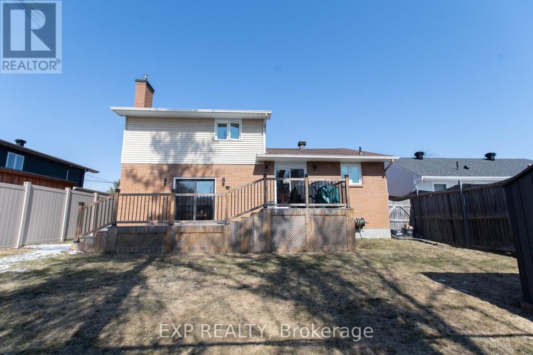29593883/1534-rosebella-avenue/blossom-parkkemp-parkfindlay-creek/ottawa/ontario/K1T1E8_45