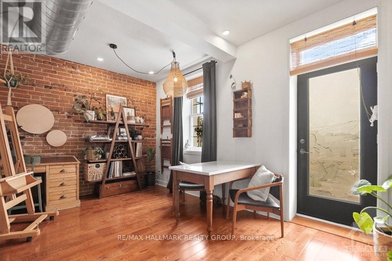 27204400/206-65-mill-street/almonte/mississippi-mills/ontario/K0A1A0_16