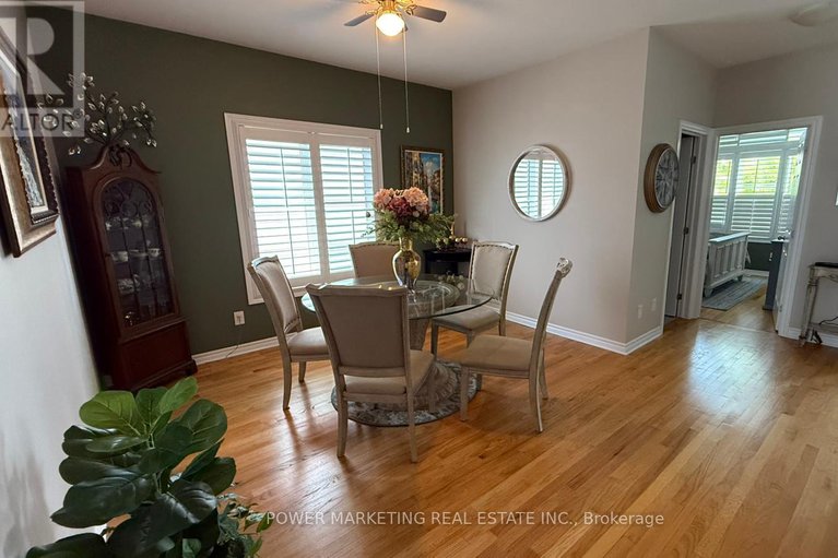 29071252/192-felicity-crescent/mer-bleuebradley-estatesanderson-park/ottawa/ontario/K1W0C2_6