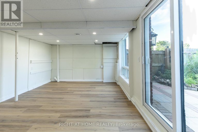 28803490/15-2669-southvale-drive/sheffield-glenindustrial-park/ottawa/ontario/K1B4V2_26