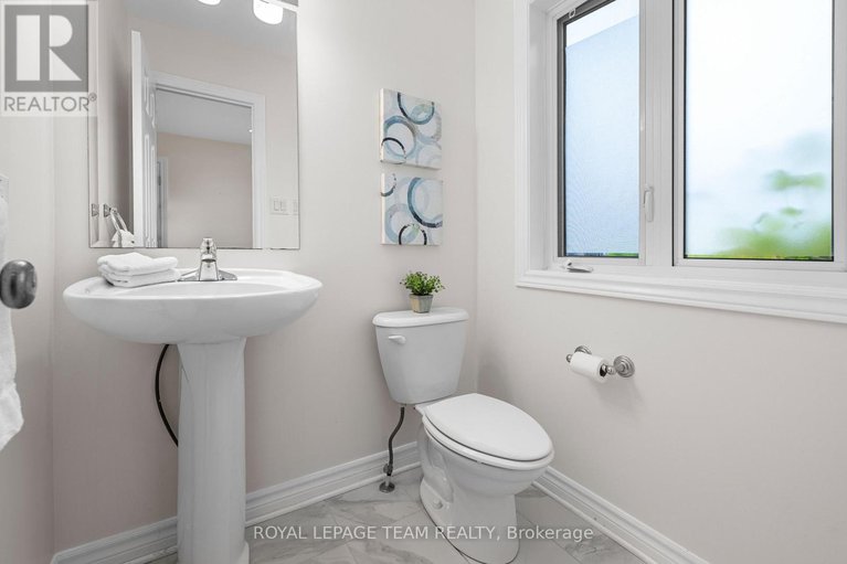 28990504/687-paul-metivier-drive/hearts-desire/ottawa/ontario/K2J2T4_6