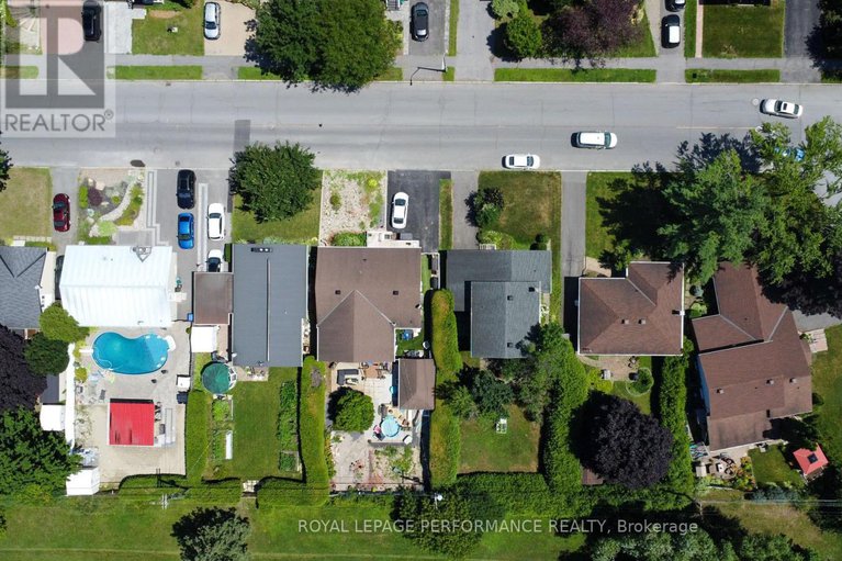 28634113/2194-haig-drive/elmvale-acres/ottawa/ontario/K1G2L2_24