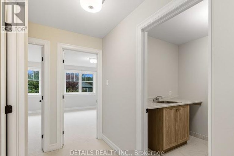 28683868/690-vivera-place/fringewood/ottawa/ontario/K2S2N1_37