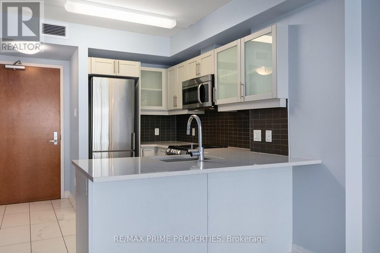 28873792/1306-195-besserer-street/sandy-hill/ottawa/ontario/K1N0B6_9