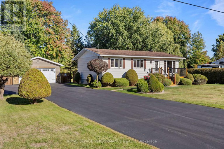 28987304/122-maple-grove-street/russell-twp/russell/ontario/K0A1W0_2