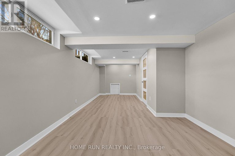 29436297/1259-meadowlands-drive-e/city-viewskylinefisher-heightsparkwood-hills/ottawa/ontario/K2E6K4_38