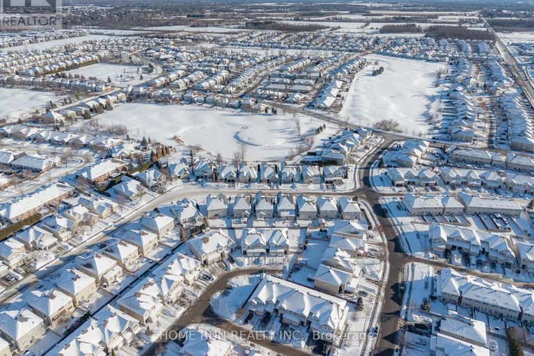 29333513/636-pamplona-private/stonebridge/ottawa/ontario/K2J5T4_94