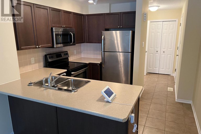 29397618/304-fir-lane/kemptville/north-grenville/ontario/K0G1J0_10