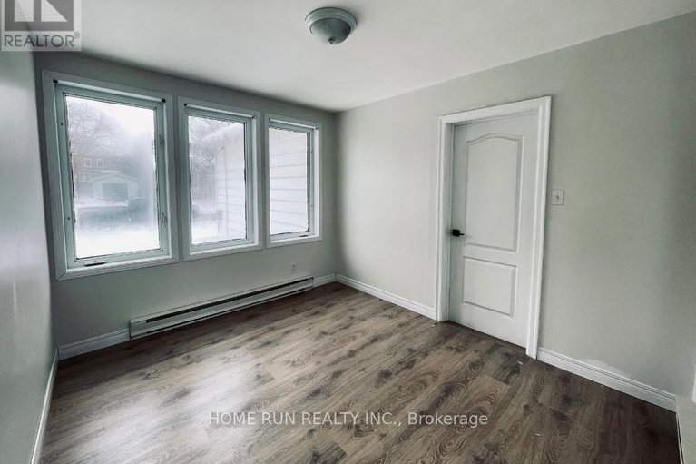 29018998/378-enfield-avenue/vanier/ottawa/ontario/K1L7L3_14