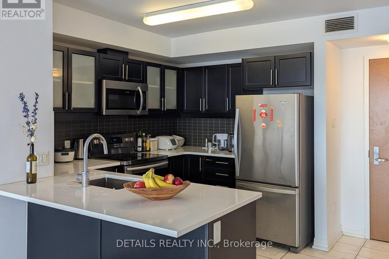 29539473/2102-195-besserer-street/sandy-hill/ottawa/ontario/K1N0B6_10