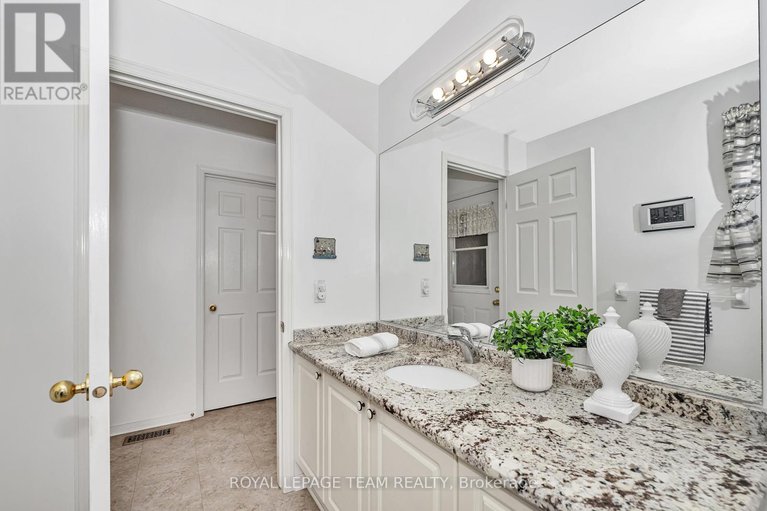 28698300/1961-manotick-station-road/greely/ottawa/ontario/K0A2W0_15