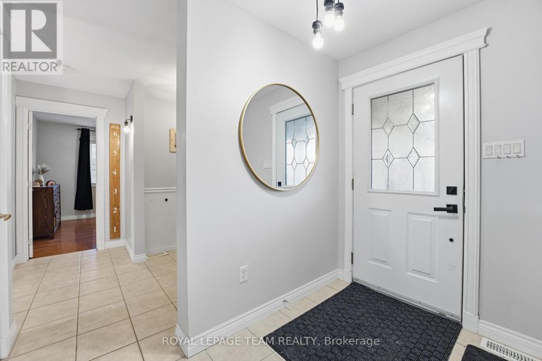 29081356/116-mclachlin-street-s/arnprior/arnprior/ontario/K7S3Y5_8