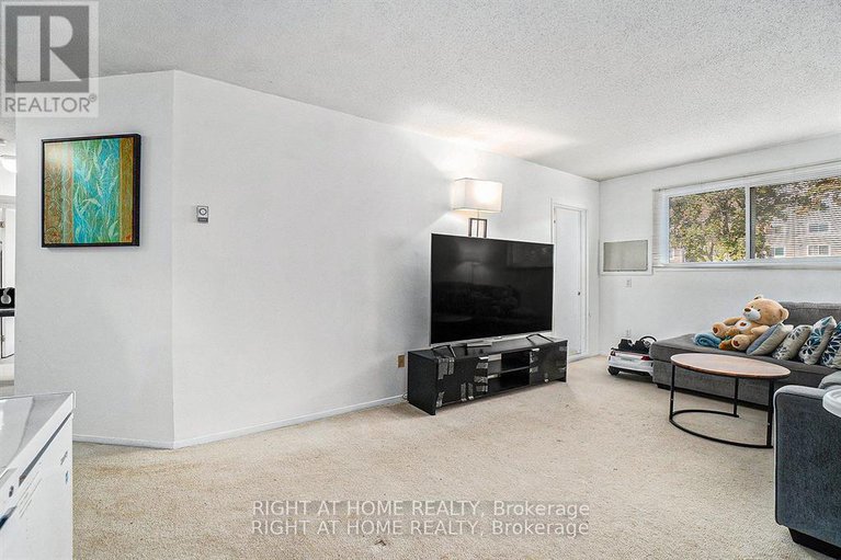 29212793/107-318-lorry-greenberg-drive/hunt-club-parkgreenboro/ottawa/ontario/K1T2R5_7