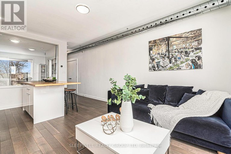 28239729/304-22-perkins-street/west-centre-town/ottawa/ontario/K1R7G5_13