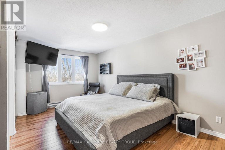 28216867/1985-woods-street/town-of-rockland/clarence-rockland/ontario/K4K1H7_17