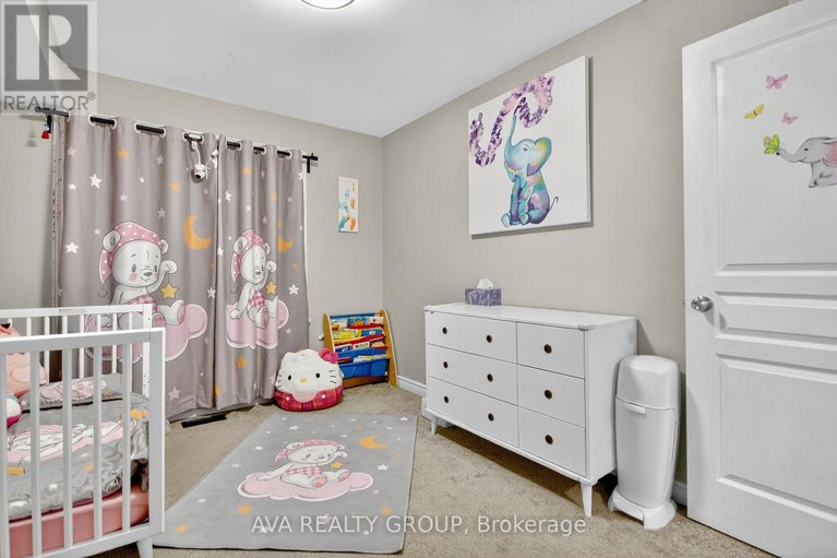 28866998/542-triangle-street/emerald-meadowstrailwest/ottawa/ontario/K2M0M5_21