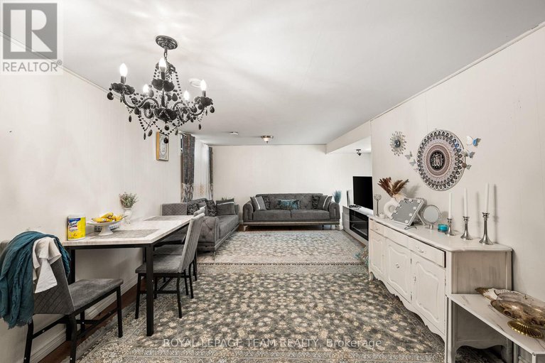 29261013/1938-bromley-road/carlingwood/ottawa/ontario/K2A1C2_18