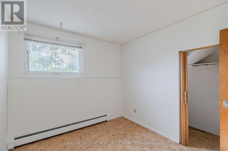 28882629/135-desmond-avenue/glencairnhazeldean/ottawa/ontario/K2L1E8_35