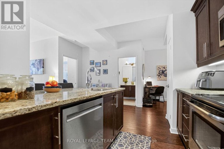 29538009/204-310-centrum-boulevard/bilberry-creekqueenswood-heights/ottawa/ontario/K1E0A3_11