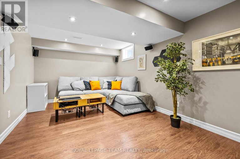 29239471/117-urbancrest-private/stonebridge/ottawa/ontario/K2J0Z6_29