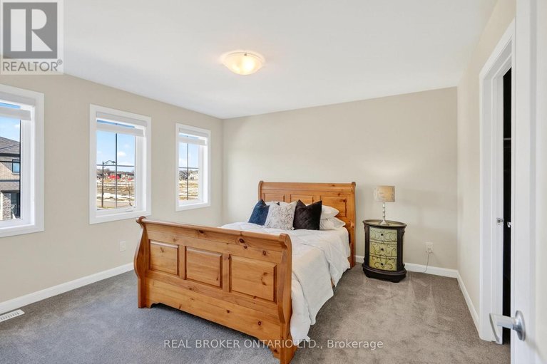 29584603/548-anchor-circle/mahogany-community/ottawa/ontario/K2B7Z5_26