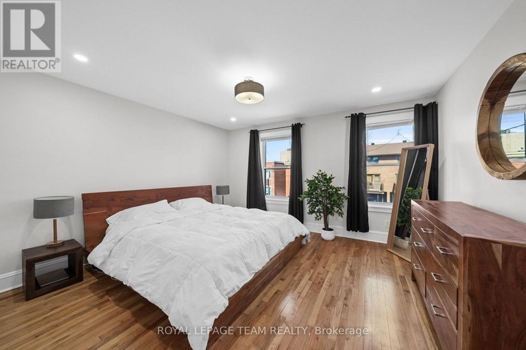 29642086/148-bruyere-street/lower-townbyward-market/ottawa/ontario/K1N5E1_27