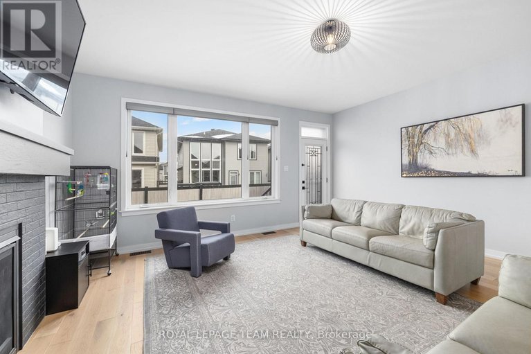 29549616/432-gidran-circle/emerald-meadowstrailwest/ottawa/ontario/K2V0P5_14