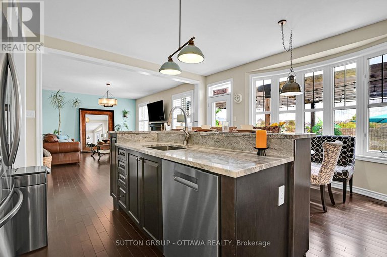 28584282/209-dutchmans-way/half-moon-bay/ottawa/ontario/K2J5W5_10