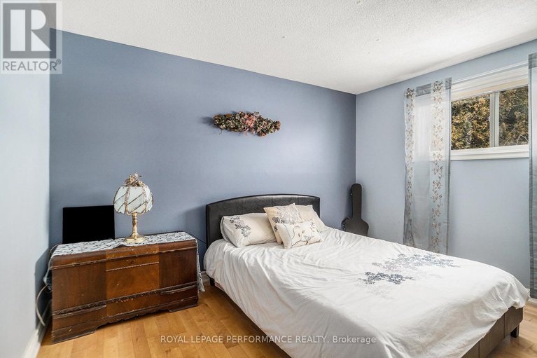 29028522/1430-notre-dame-street/russell-twp/russell/ontario/K0A1W0_34