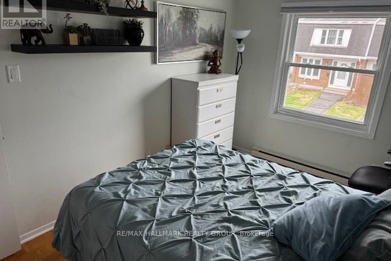 29682895/912-dynes-road-s/carleton-square/ottawa/ontario/K2C0G8_18