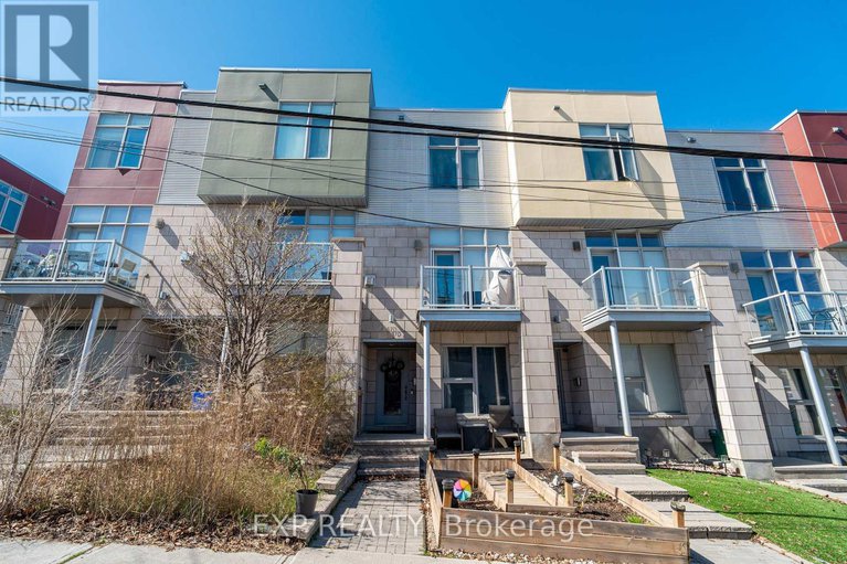 57d Young Street