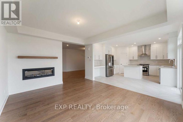 28326843/775-ovation-grove/leitrim/ottawa/ontario/K1T0X6_8