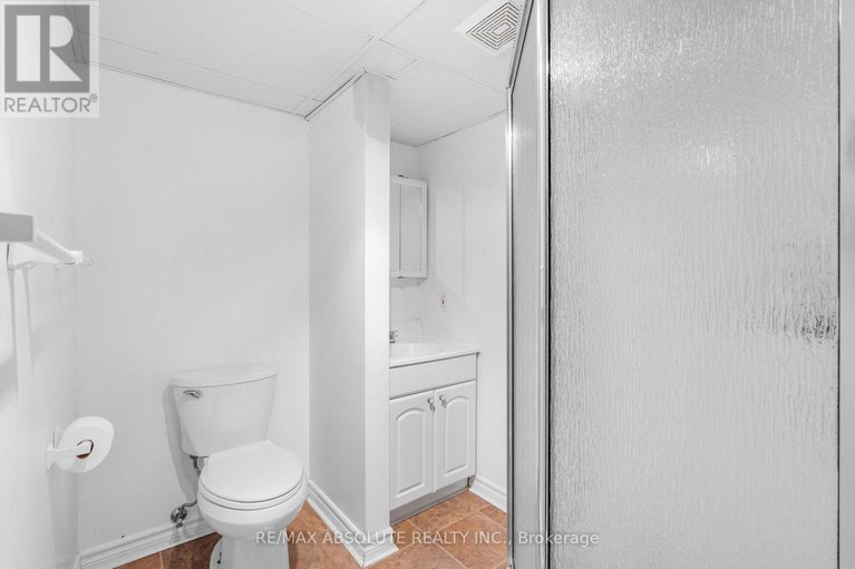 28345912/1727-chene-street/town-of-rockland/clarence-rockland/ontario/K4K1K5_25