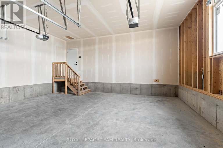 28494507/62-hogan-drive/mcnabbraeside-twps/mcnabbraeside/ontario/K7S0H8_32