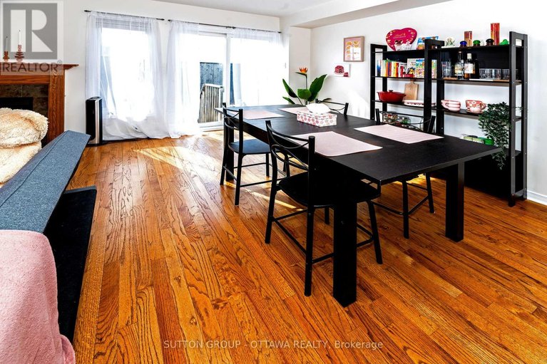 29530917/110-chartley-private/ridgemont/ottawa/ontario/K1V2J6_16