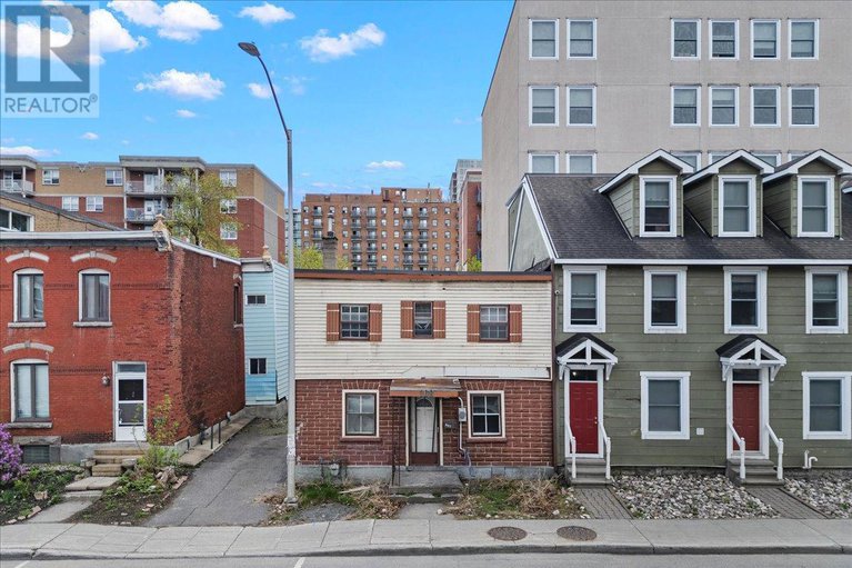 28898418/168-174-murray-street/lower-townbyward-market/ottawa/ontario/K1N5M8_5