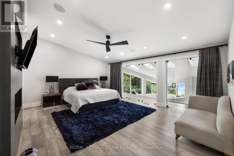 28864114/2318-summerside-drive/manotick-east-to-manotick-station/ottawa/ontario/K4M1B4_28