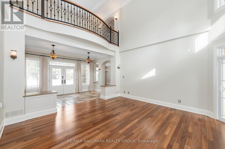 29381192/5800-queenscourt-crescent/manotick-east-to-manotick-station/ottawa/ontario/K4M1K3_5