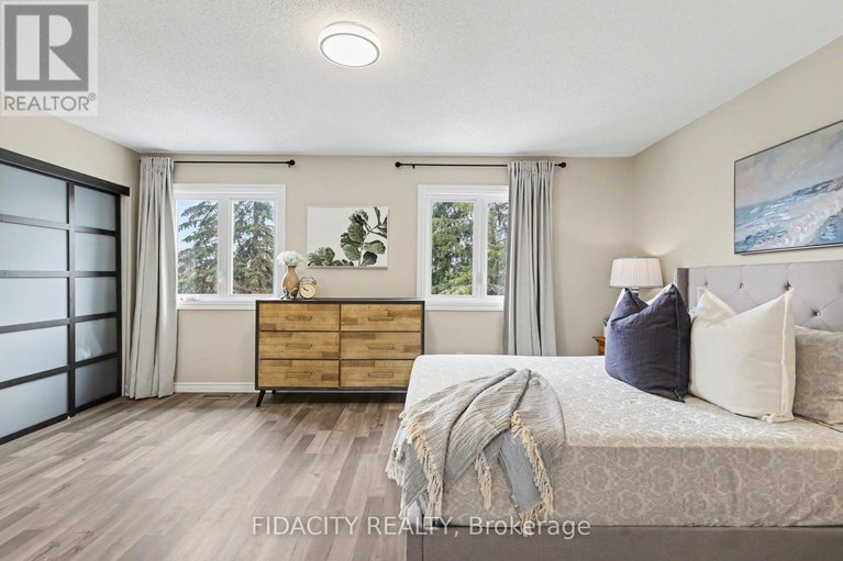 29538560/1-kathleen-crescent/stittsville-central/ottawa/ontario/K2S1L6_16