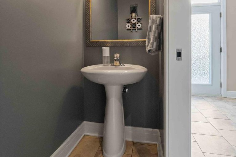 29397114/110-little-london-private/lower-town/ottawa/ontario/K1N0A5_11