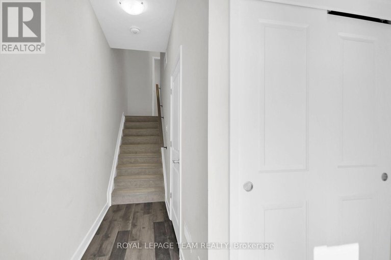 28861781/164-visor-private/emerald-meadowstrailwest/ottawa/ontario/K2V0S6_25