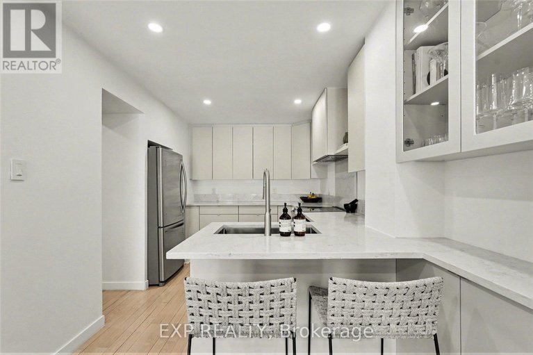 29454231/15-hendrie-court/katimavik/ottawa/ontario/K2L4A4_6