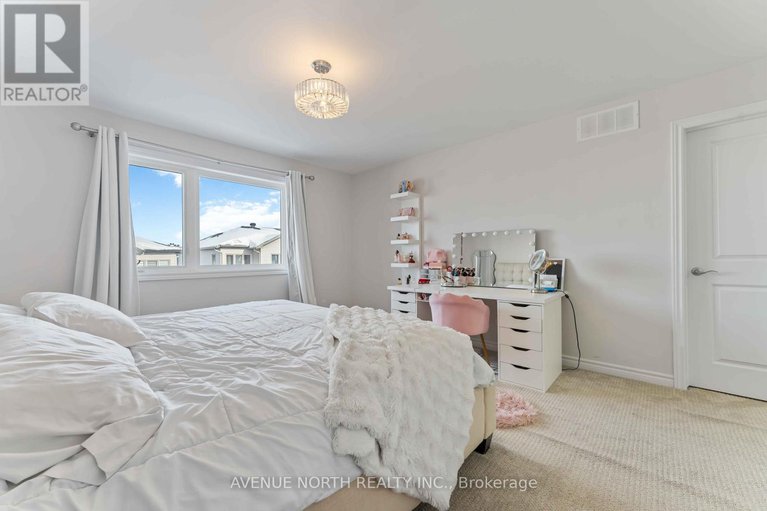 29411567/320-grackle-street/blossom-parkkemp-parkfindlay-creek/ottawa/ontario/K1X0G6_26