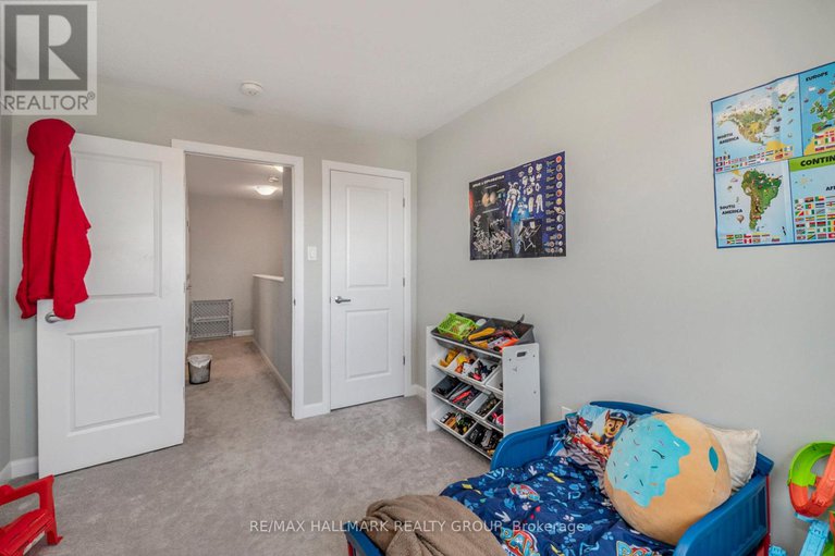 28517477/328-shepperton-street/avalon-east/ottawa/ontario/K4A5K9_18