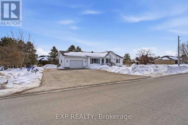 29437071/2174-lemery-street/clarencerockland-twp/clarence-rockland/ontario/K0A1E0_2